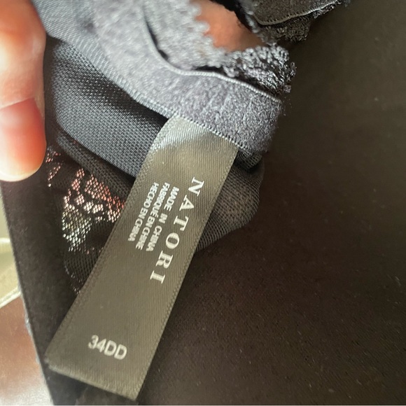 NAtori feathers 34DD (3) - Picture 2 of 6